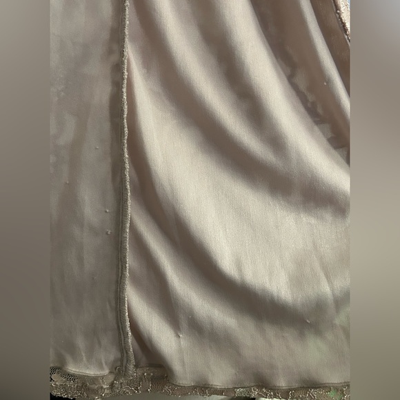 Sequin Hearts | NWT Champagne Lace Gown - Picture 14 of 17